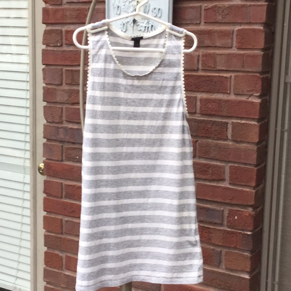 PRICE DROP ‼️ J crew striped sleeveless top